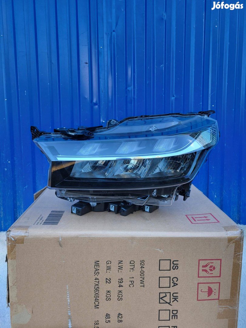 Suzuki SX4 S-Cross gyári 3530063T00 LED bal fényszóró 6429L