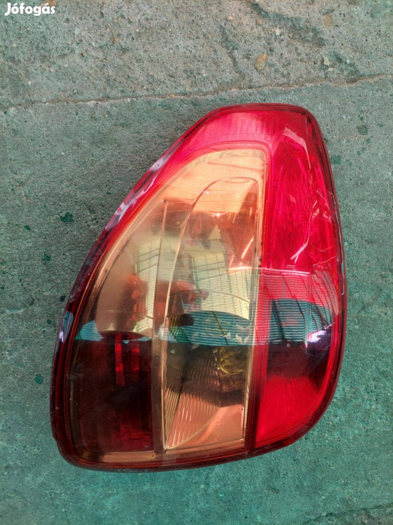 Suzuki SX4 bal hátsó lámpa