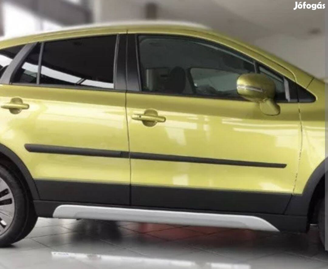 Suzuki SX4 oldalvédő díszléc