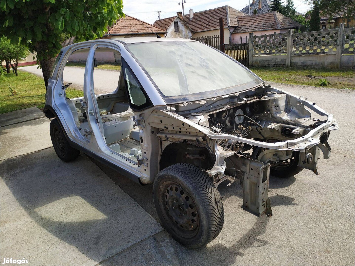 Suzuki SX4 szélvédő eladó