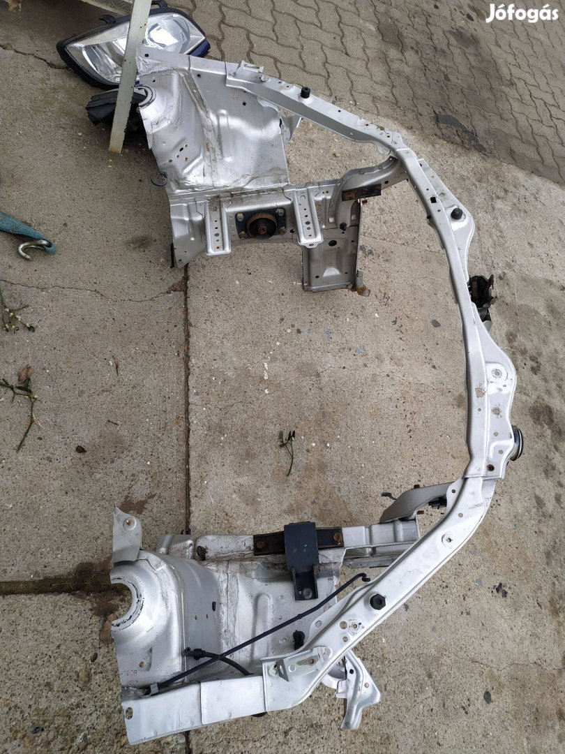 Suzuki SX4 zárhíd, doblemez, eleje levágva eladó