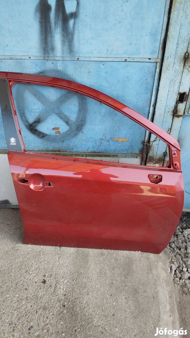 Suzuki S-cross jobb első ajtó