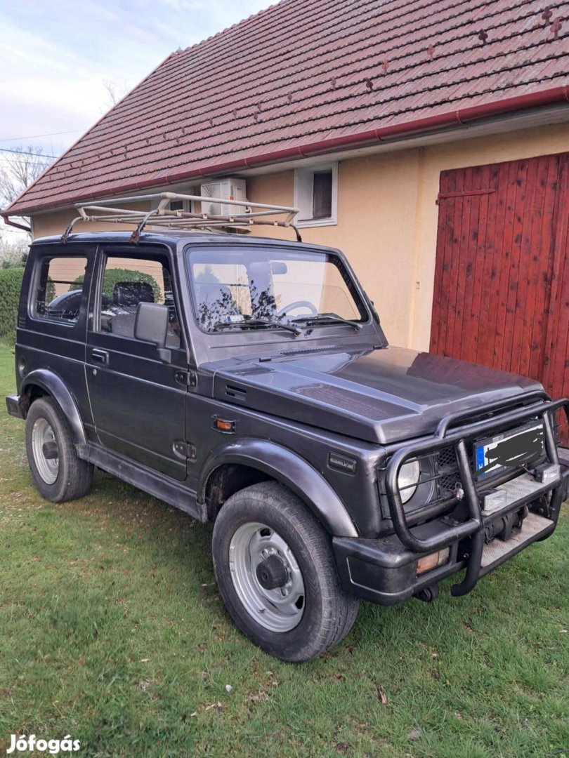 Suzuki Samurai