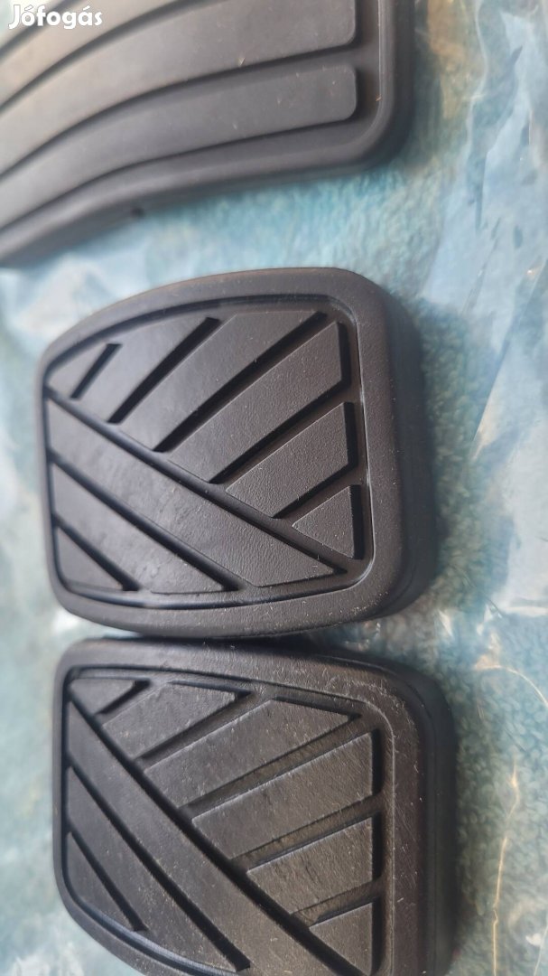 Suzuki Samurai Pedál gumik eladók