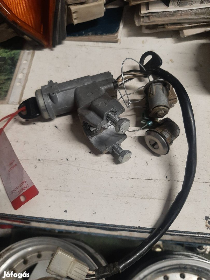 Suzuki Samurai gyújtáskapcsoló