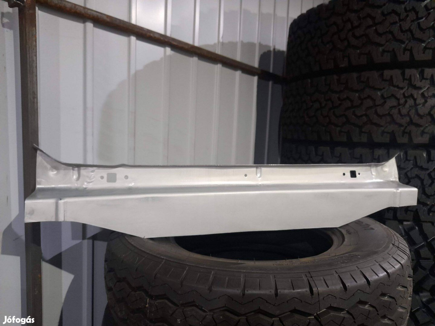 Suzuki Samurai hátfal panel