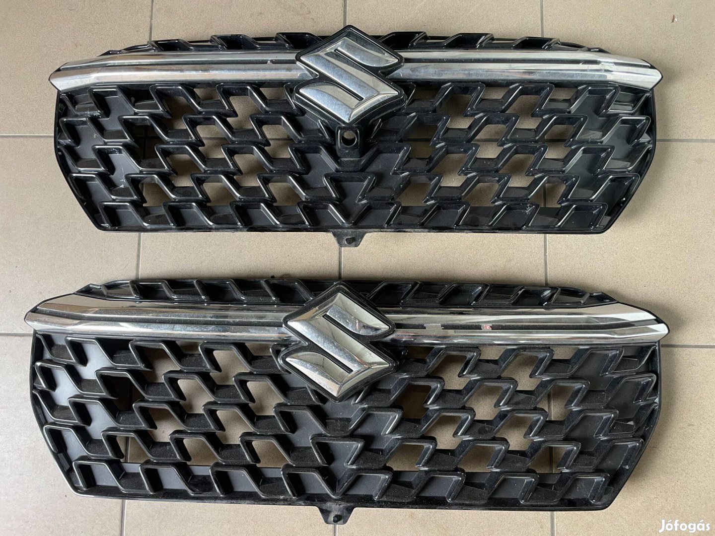 Suzuki Scross hűtőrácsok eladóak