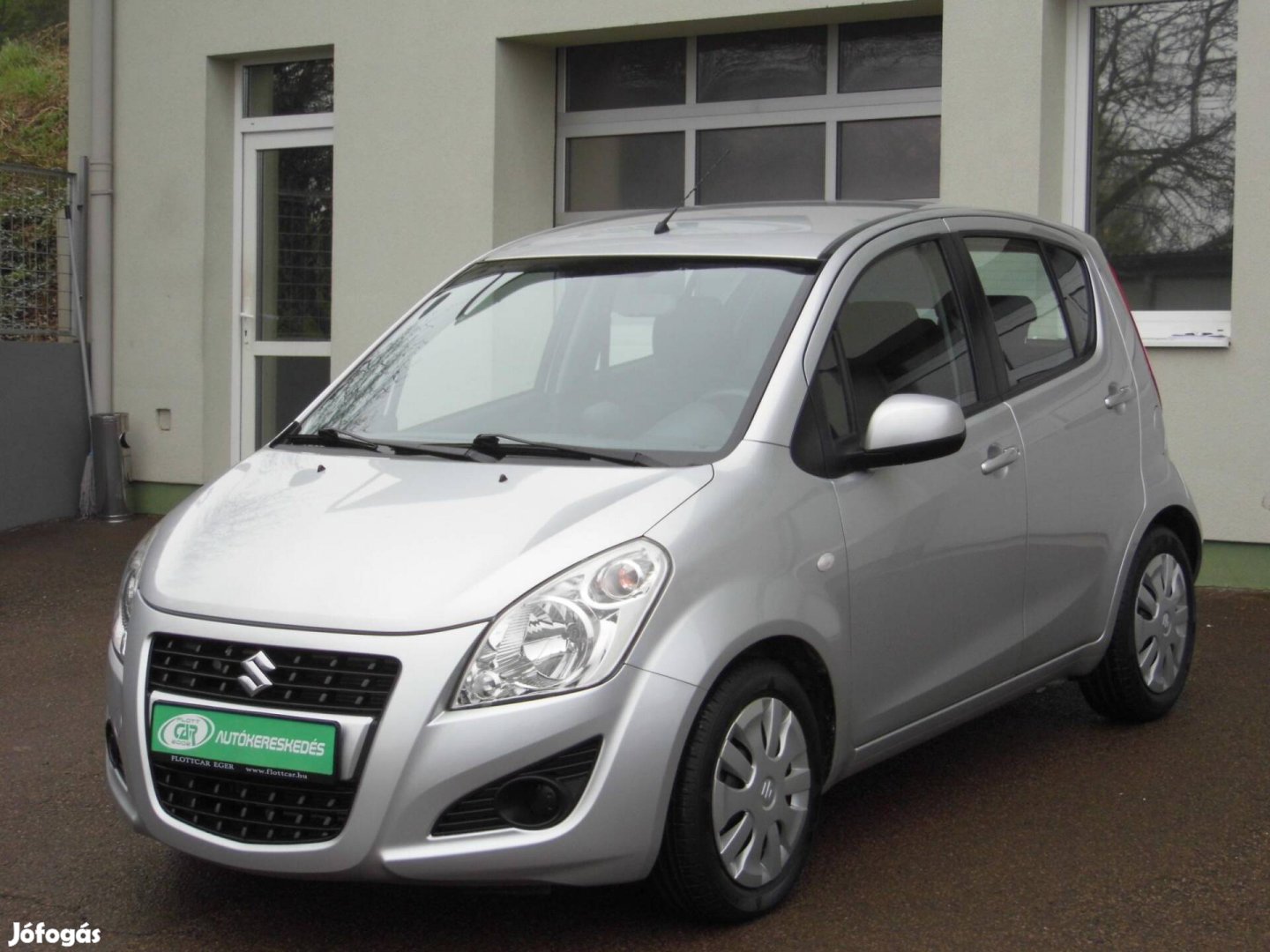 Suzuki Splash 1.2 GLX+ CD AC MP3 Szervizkönyv-K...