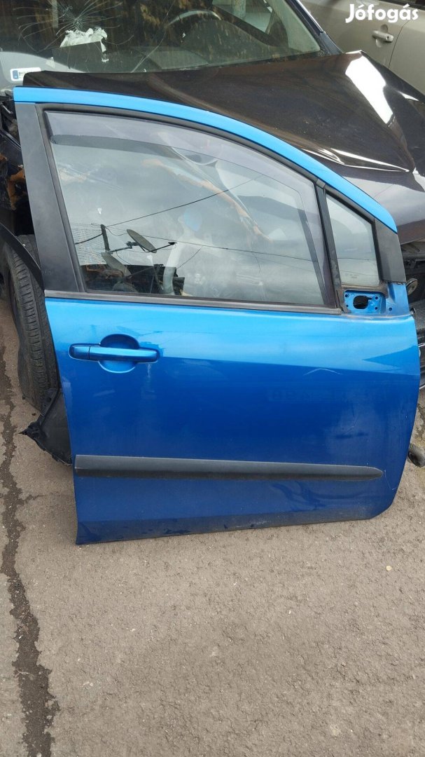Suzuki Splash jobb első ajtó