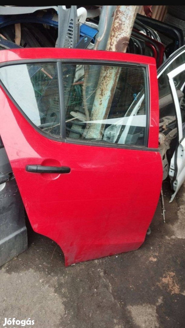 Suzuki Splash jobb hátsó ajtó