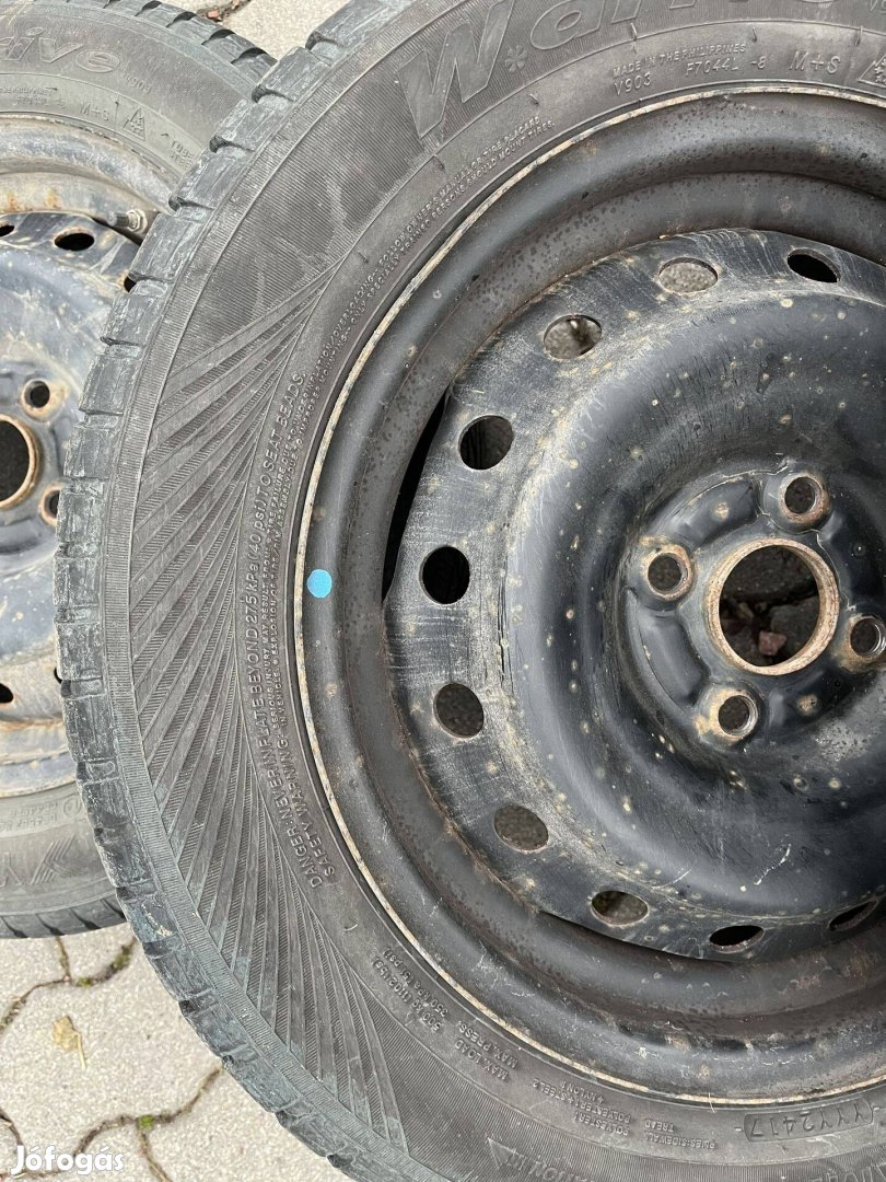 Suzuki Swift 15" acélfelni, Tpms szelepek, 175/65 R15 téligumik
