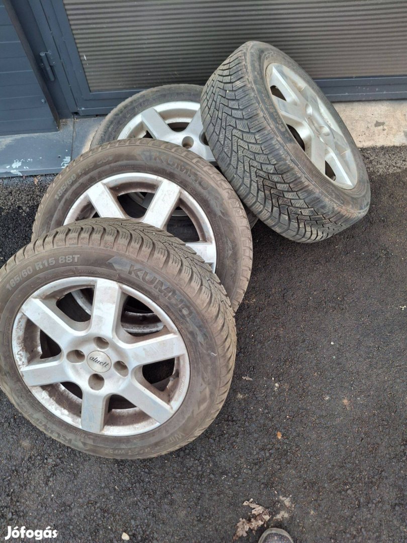 Suzuki Swift 15ös alufelni téligumi garnitúra eladó