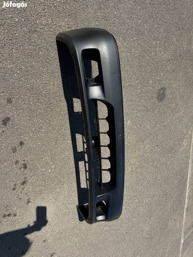 Suzuki Swift 1996-2000 első-alsó lökháritó