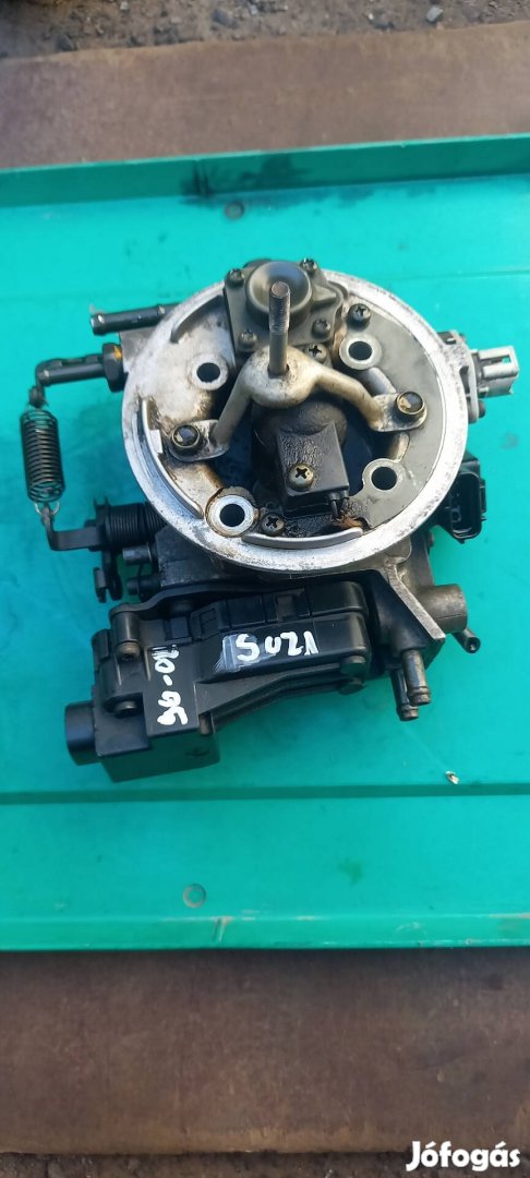 Suzuki Swift 1.0 1.3 központi injektor 