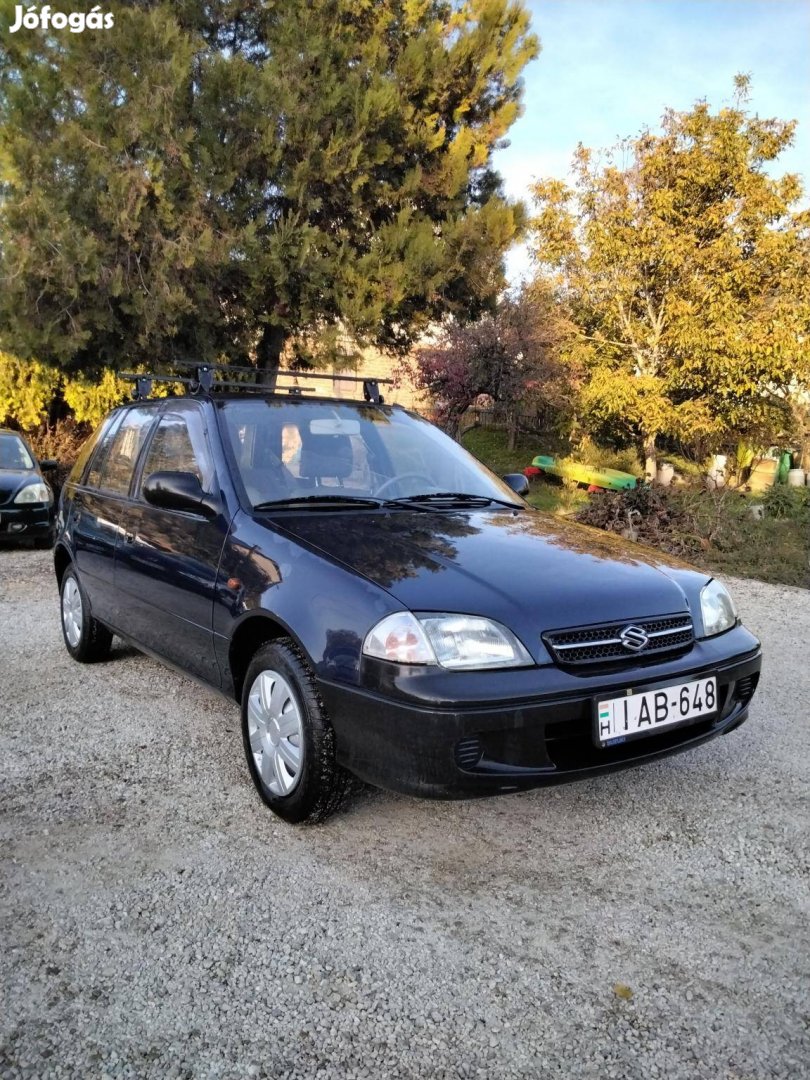 Suzuki Swift 1.0 GLX Megkímélt kevés kilométerrel