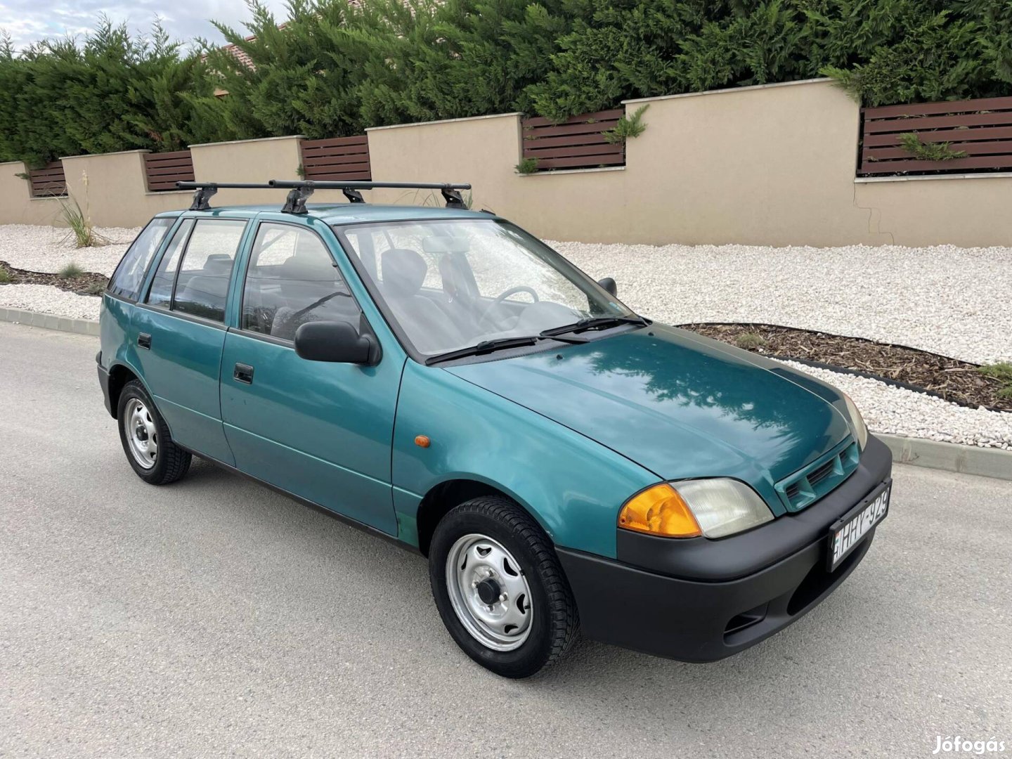 Suzuki Swift 1.0 GL Green Friss műszaki vizsgáv...