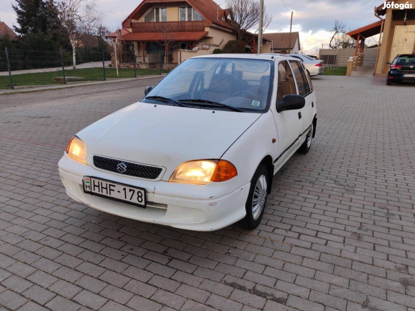 Suzuki Swift 1.0 GL Silver