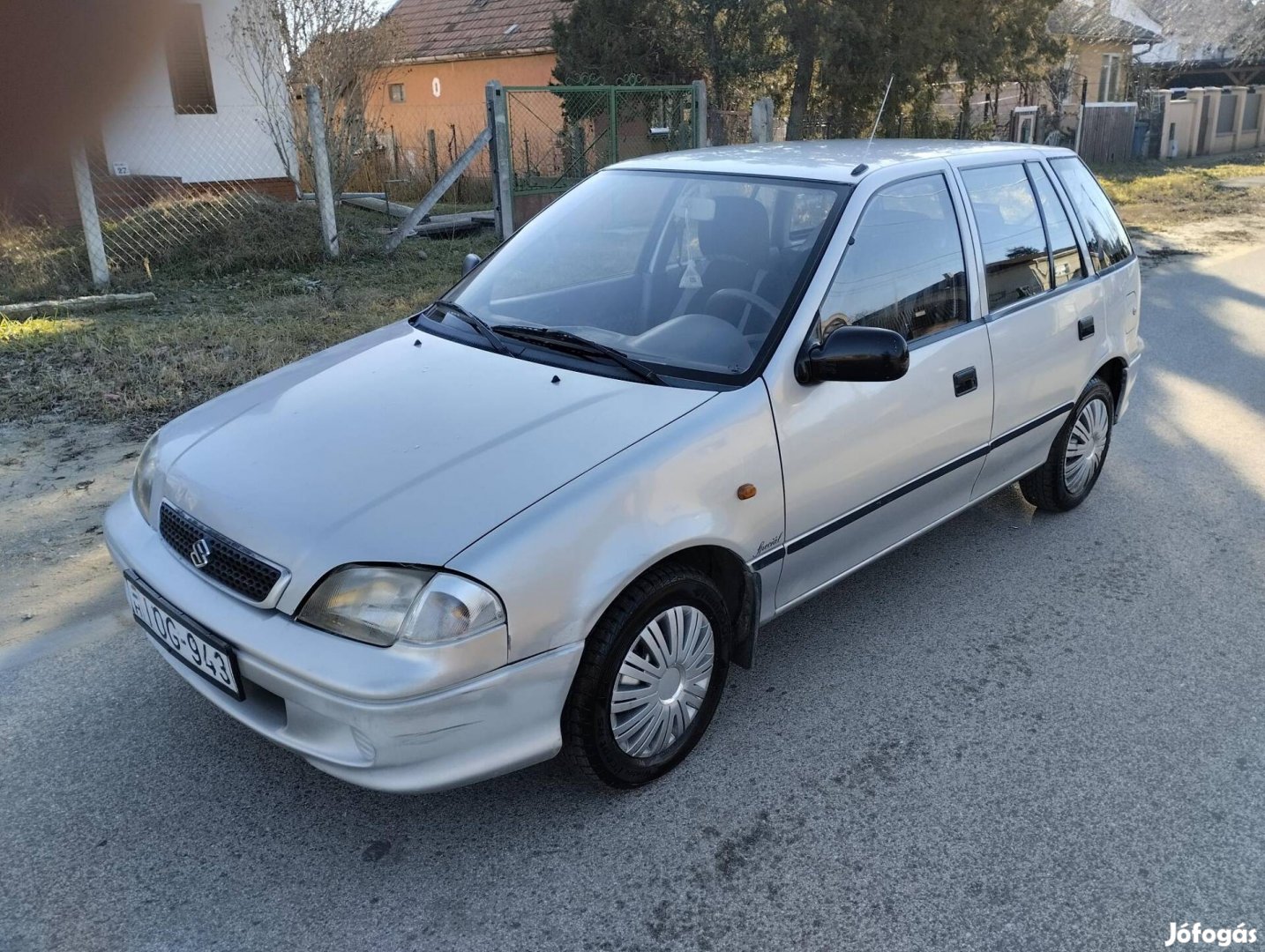 Suzuki Swift 1.0 GL Silver IV.