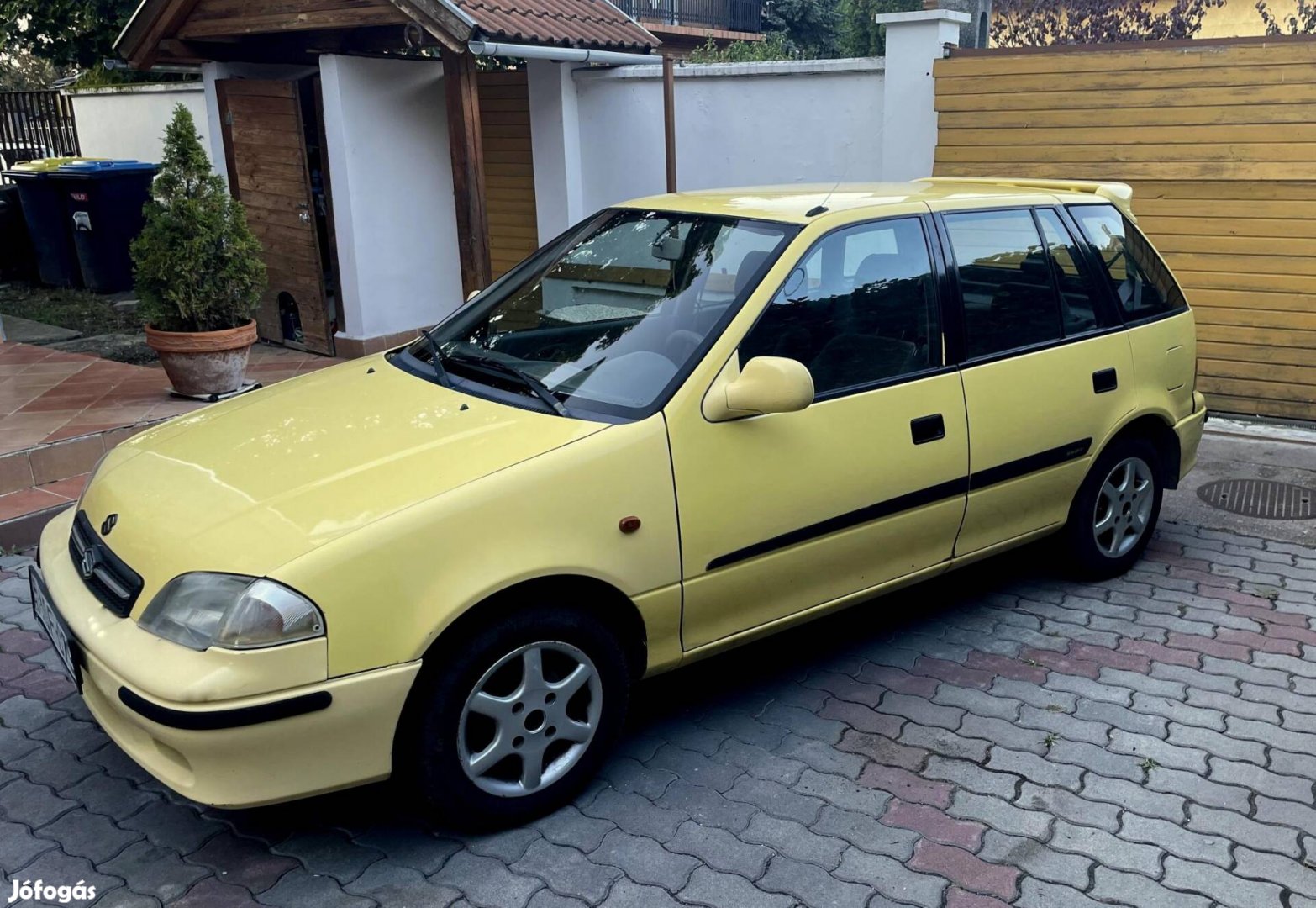 Suzuki Swift 1.3 16V GLX Cserélhető!