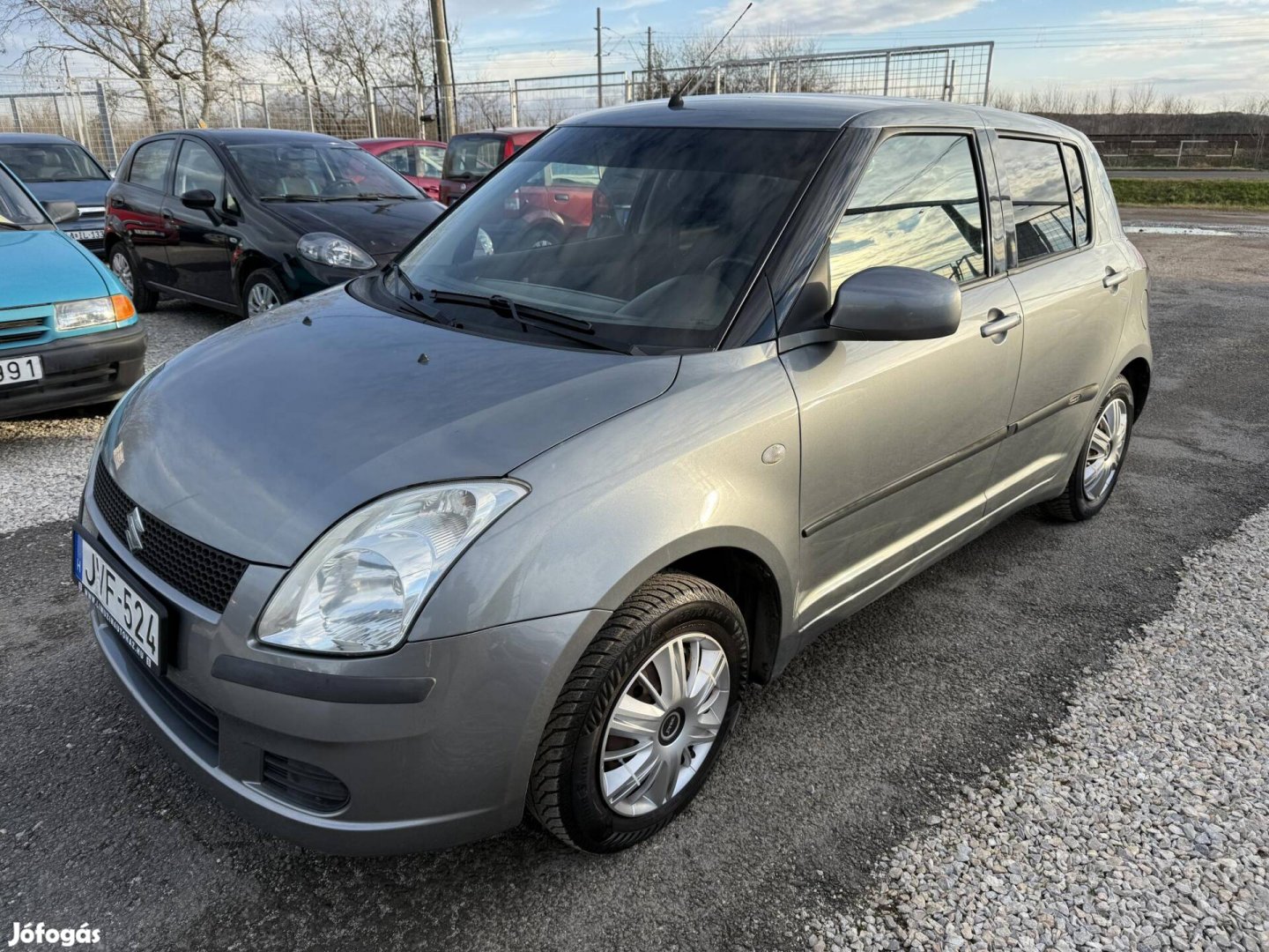 Suzuki Swift 1.3 GLX CD ++Keveset Futott 132973...