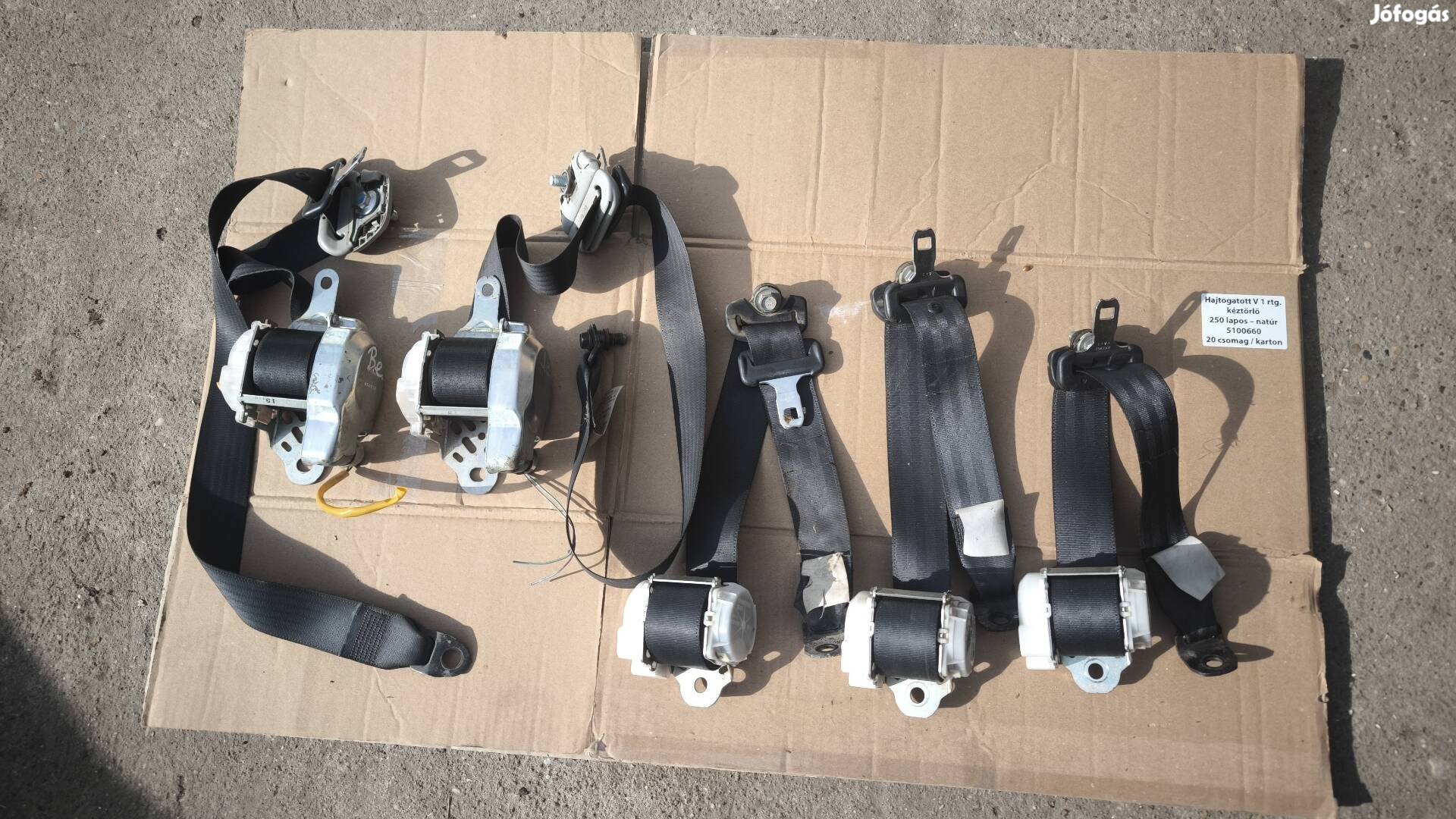 Suzuki Swift 2005-11 első hátsó biztonsági öv 