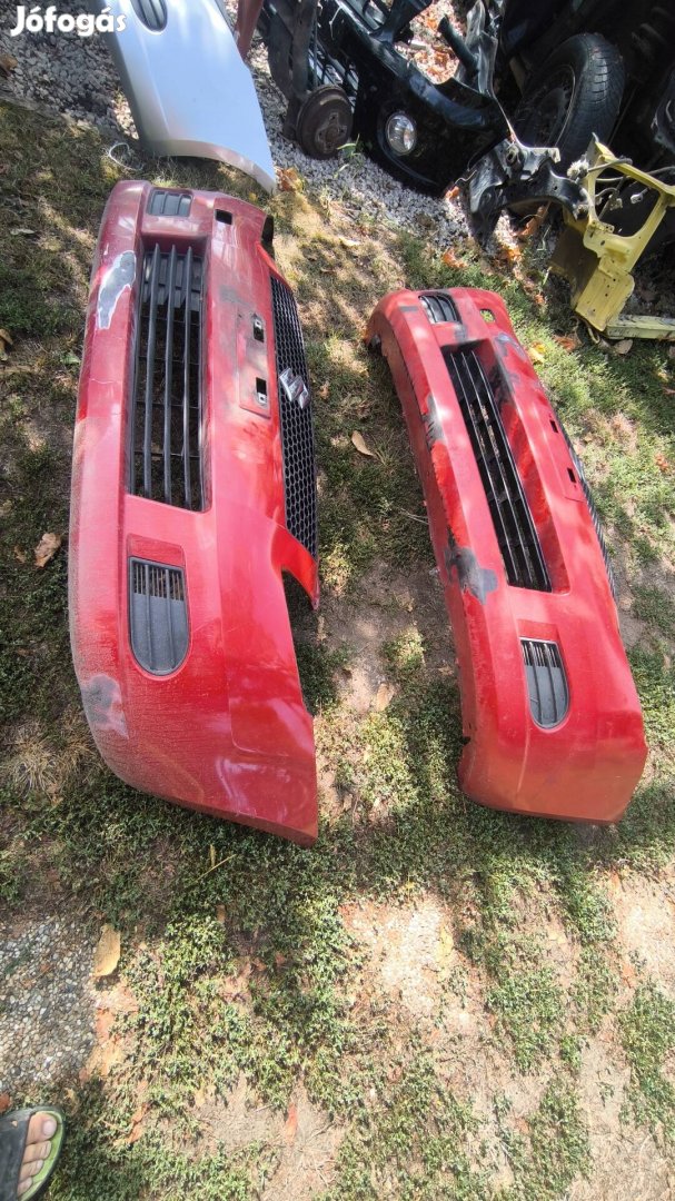 Suzuki Swift 2005- első lökhárító ködlámpa komplett javított 
