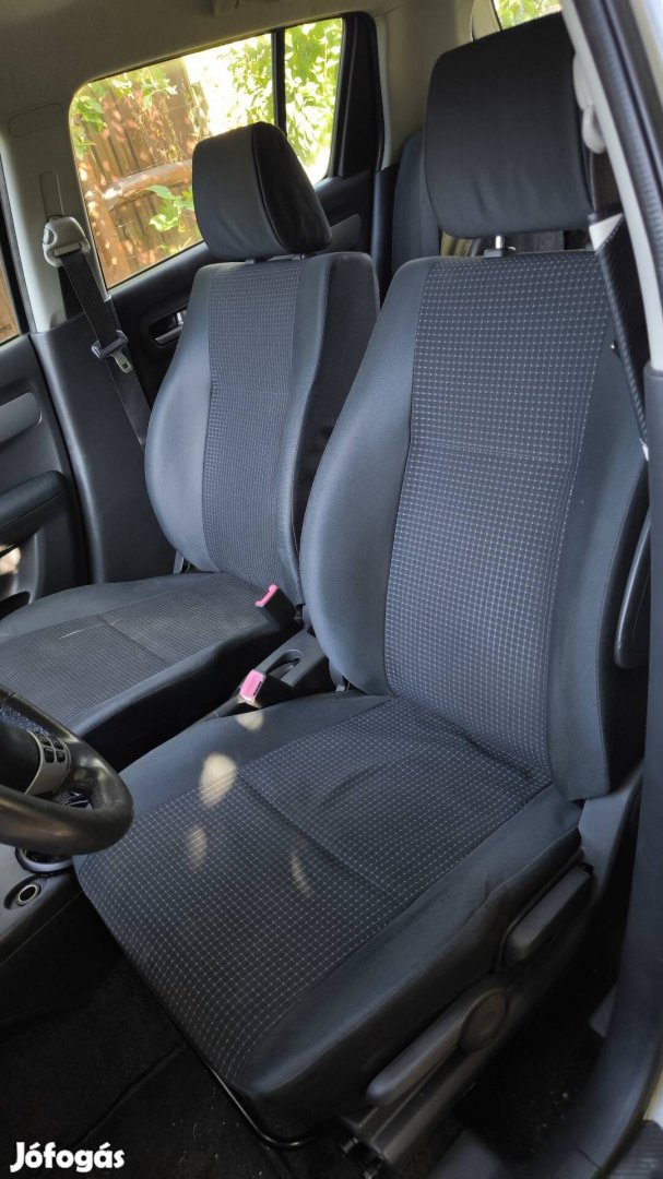 Suzuki Swift 2005 től bal jobb első hátsó ülés szett állítható+kárpit 