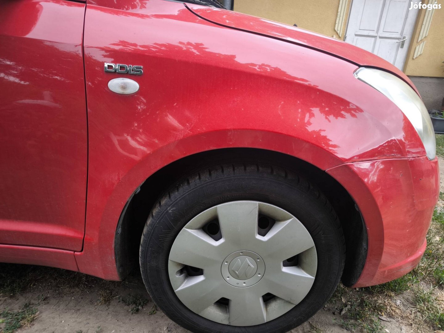 Suzuki Swift 2005 től jobb sárvédő zcf kód kis hibás 