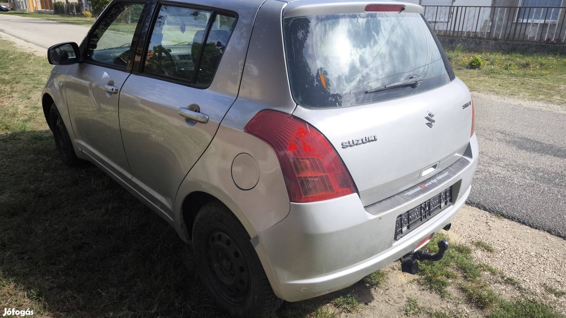 Suzuki Swift 2005tol bal jobb első hátsó ajtó 