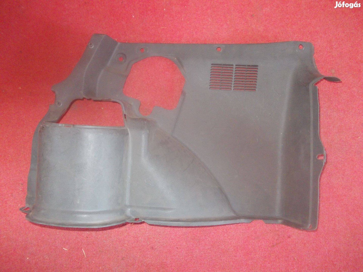Suzuki Swift 3-5 ajtós jobb hátsó világos csomagtérburkolat 1999-2003