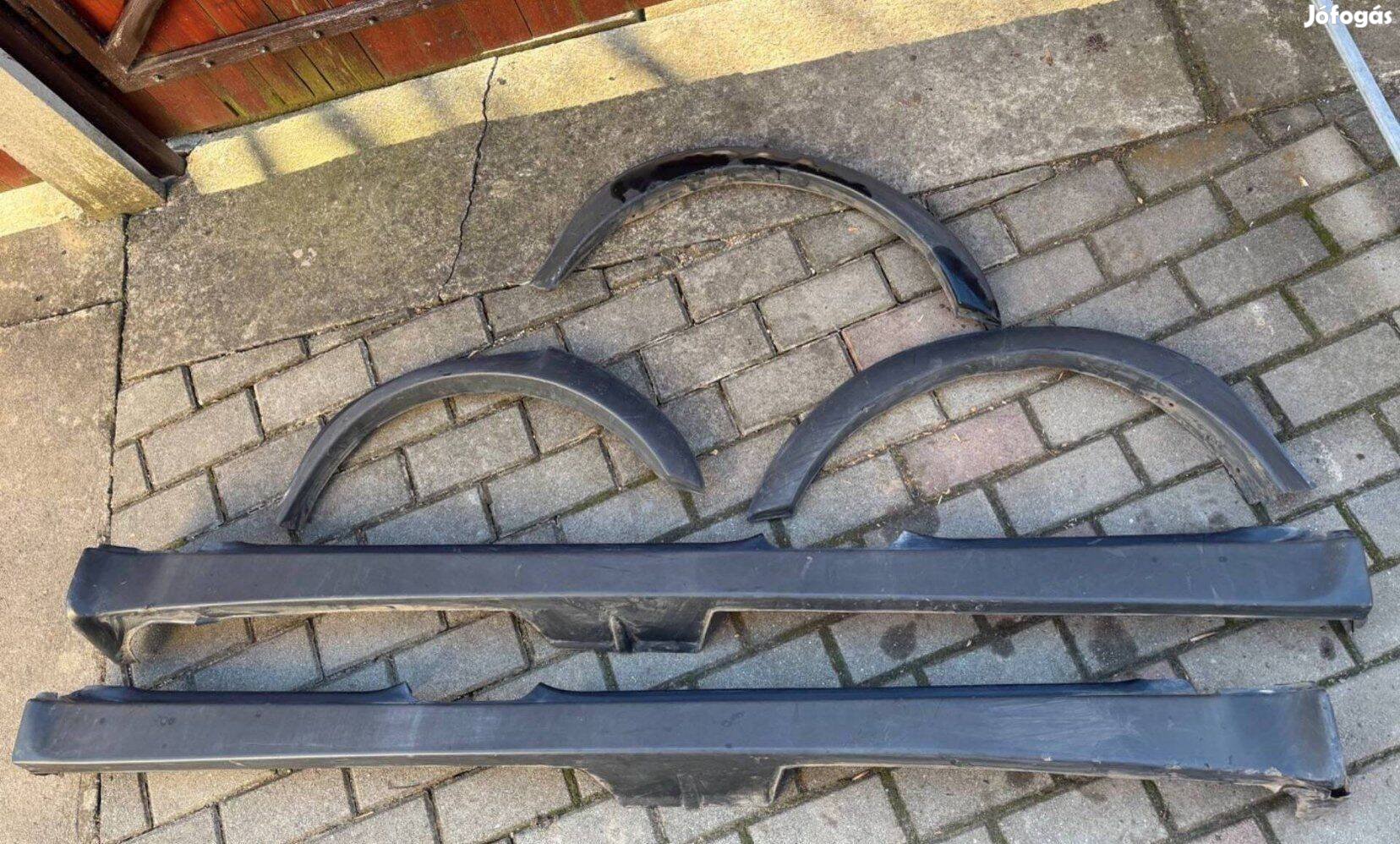 Suzuki Swift 5 ajtós gyári szélesítés küszöbspoiler