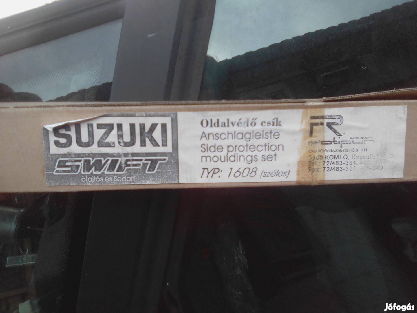 Suzuki Swift 5 ajtós sedan eredeti gyári ajtó díszcsík garnitúra