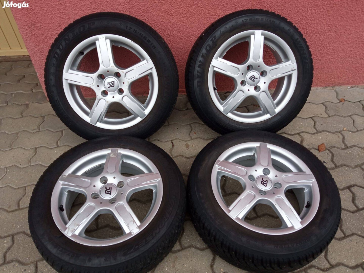 Suzuki Swift Alufelni 4x100 téligumi 175/65 R15 15 15"