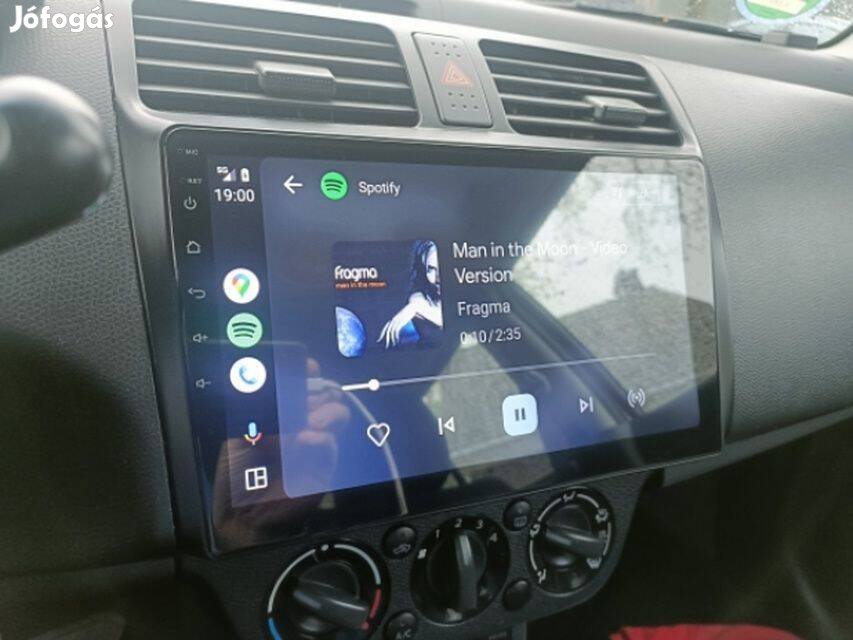 Suzuki Swift Carplay Multimédia Android GPS Rádió Tolatókamerával