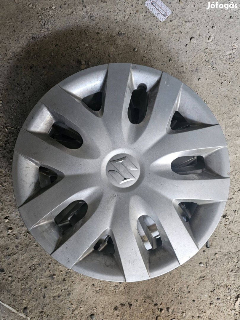 Suzuki Swift Dísztárcsa - 15"
