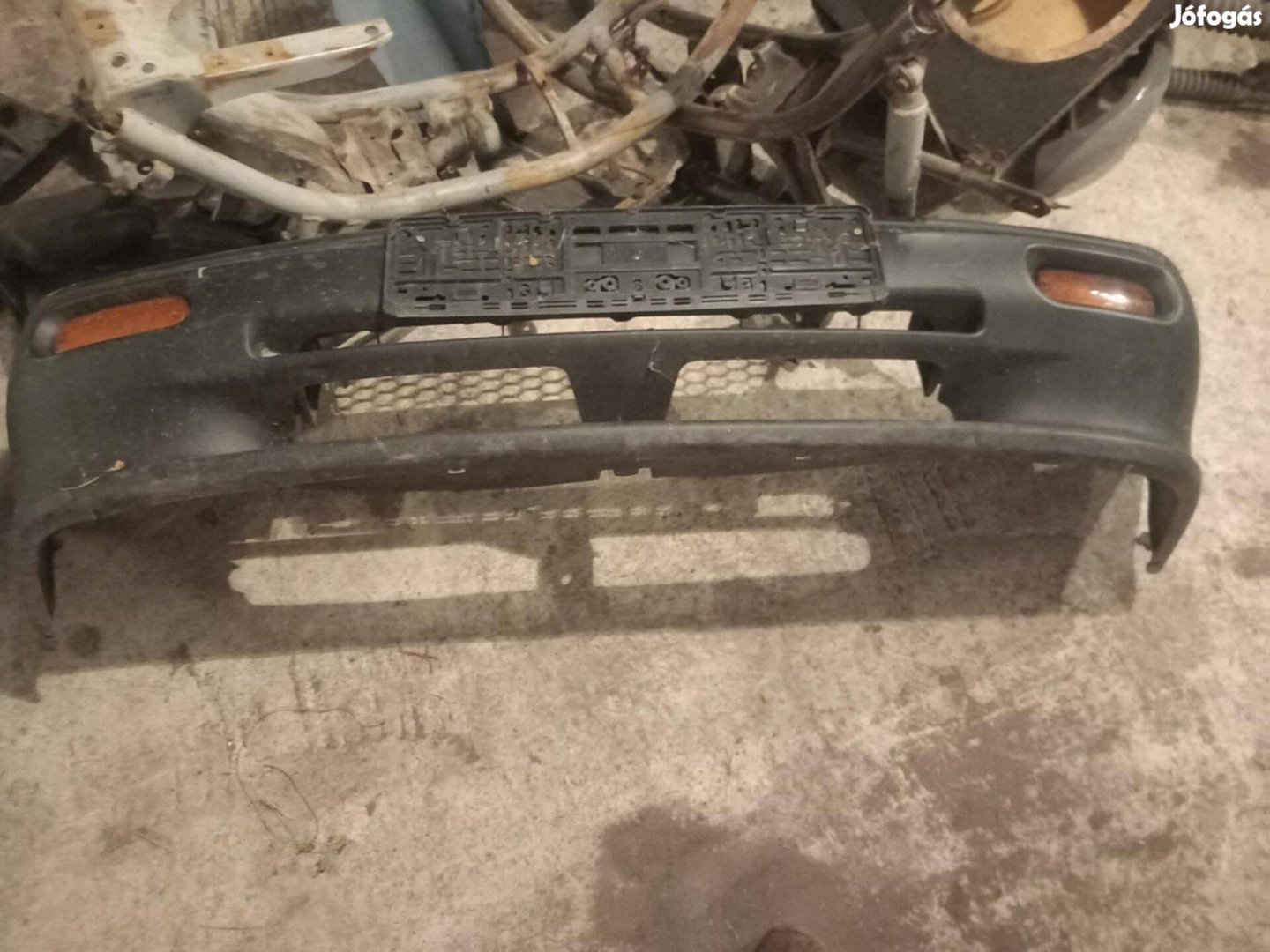 Suzuki Swift Első Lökhárító (Postázom is)