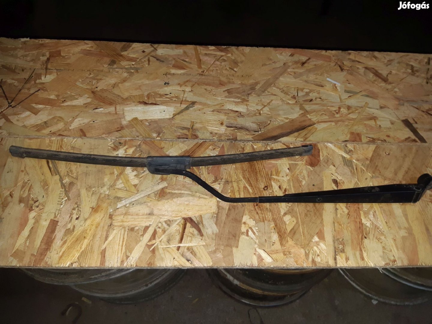 Suzuki Swift III 04-10 Bal Első Ablaktörlő Kar