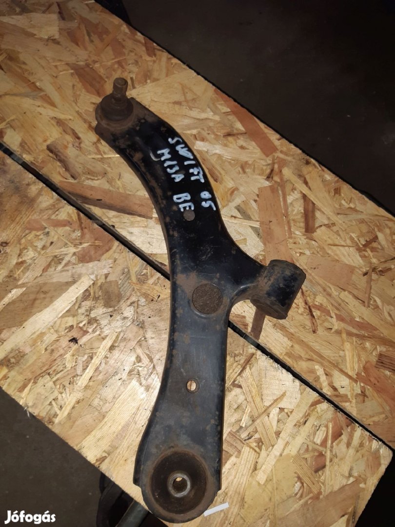 Suzuki Swift III 04-10 Bal Első Lengőkar