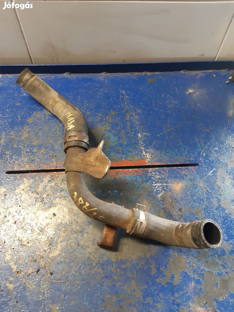 Suzuki Swift III 04-10 Vízcső Csonk