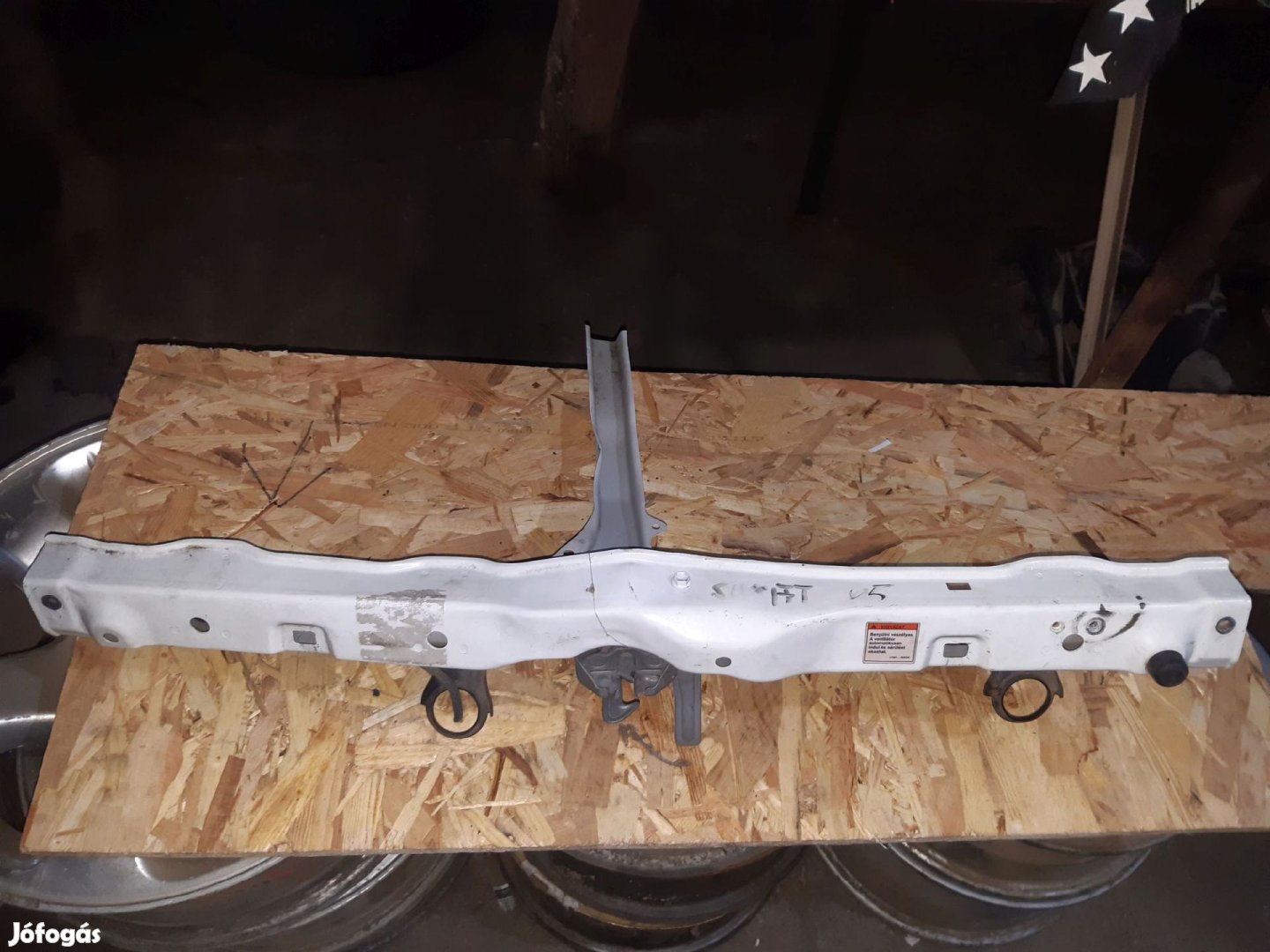 Suzuki Swift III 04-10 Zárhíd