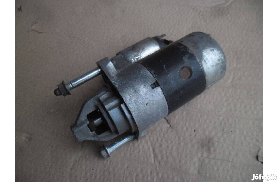 Suzuki Swift III 05-10 /31100-86G0