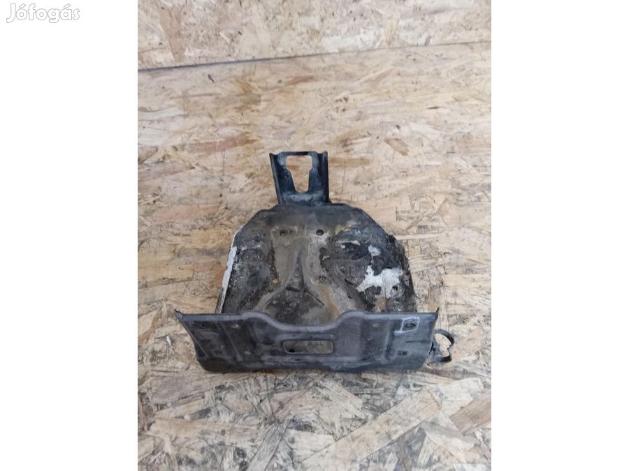 Suzuki Swift III 2004-2010 Akumlátor Tartó