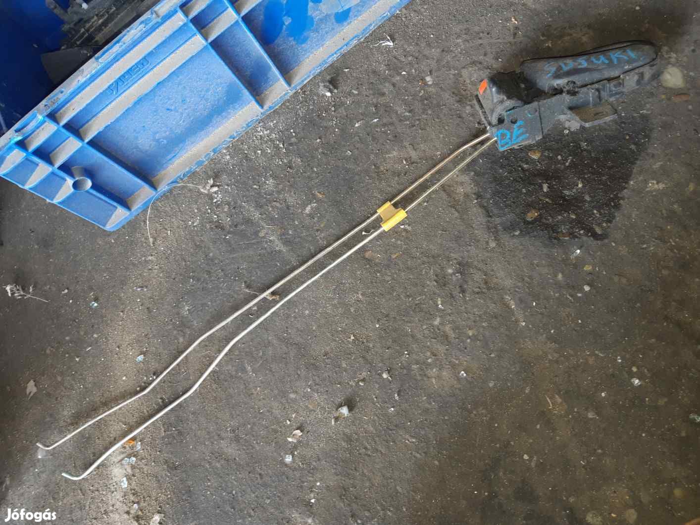 Suzuki Swift II 92-03 Bal Első Belső Ajtókilincs