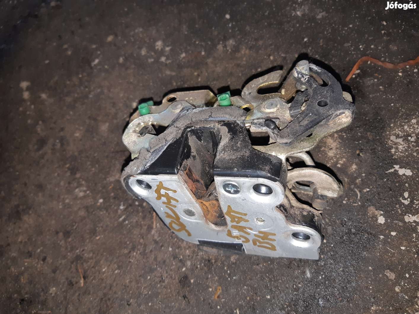 Suzuki Swift II 92-03 Bal Hátsó Ajtó Zárszerkezet