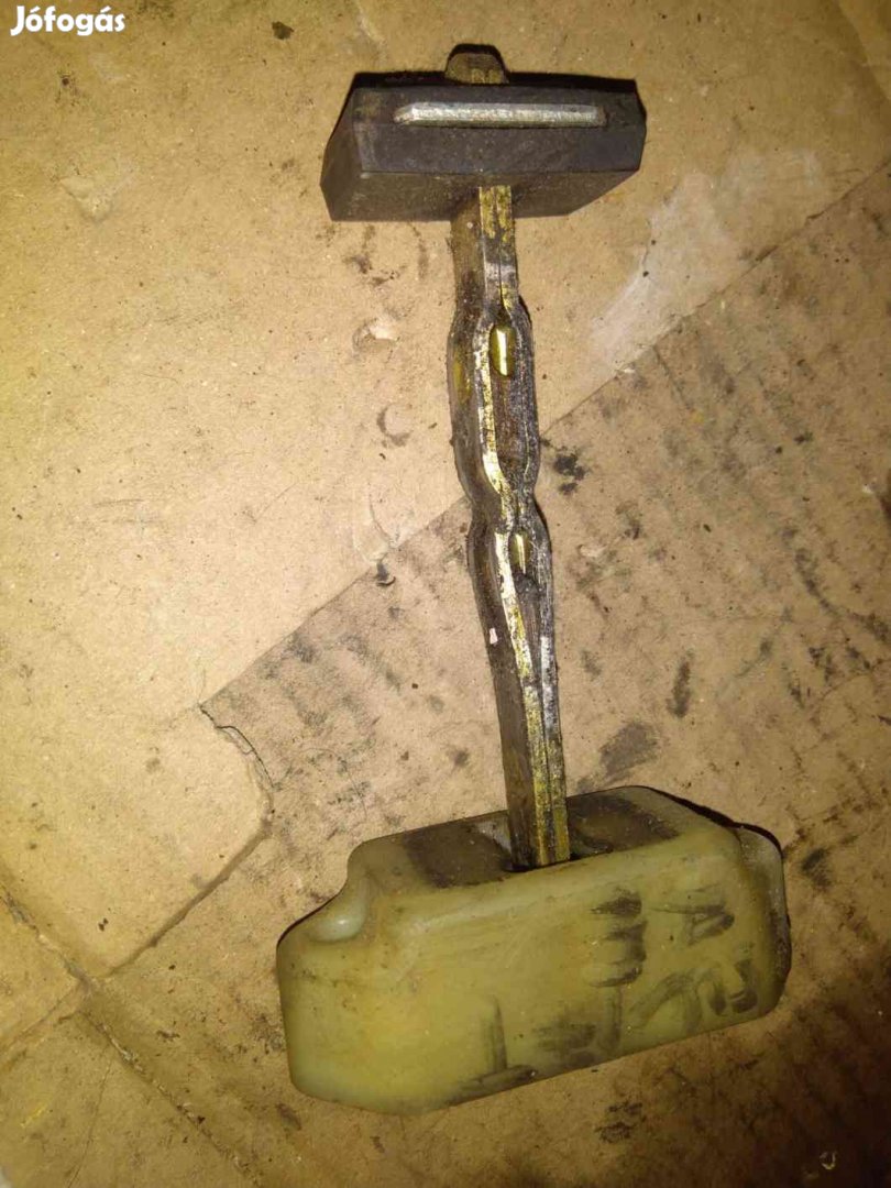 Suzuki Swift II 92-03 Első Ajtó Nyitáshatároló