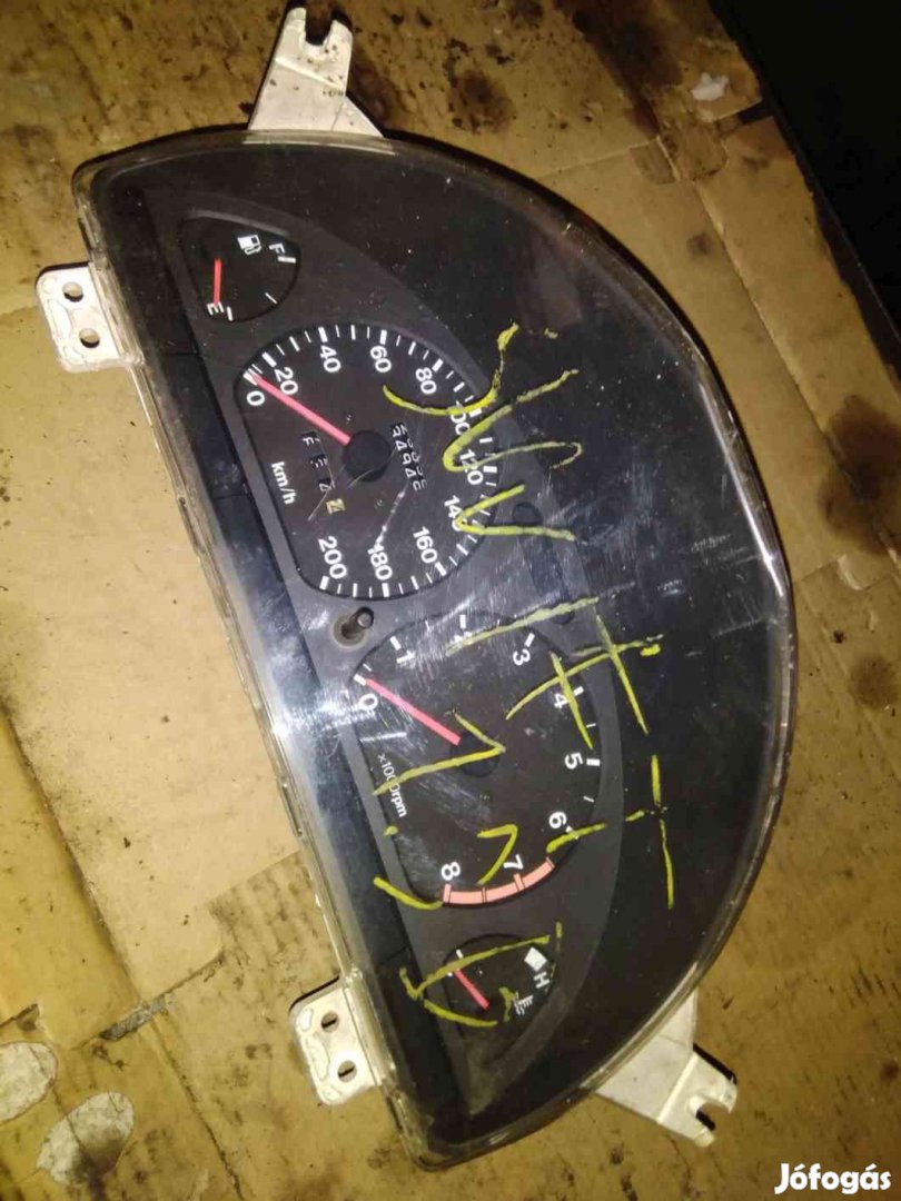 Suzuki Swift II 92-03 Óraegység Kilométeróra