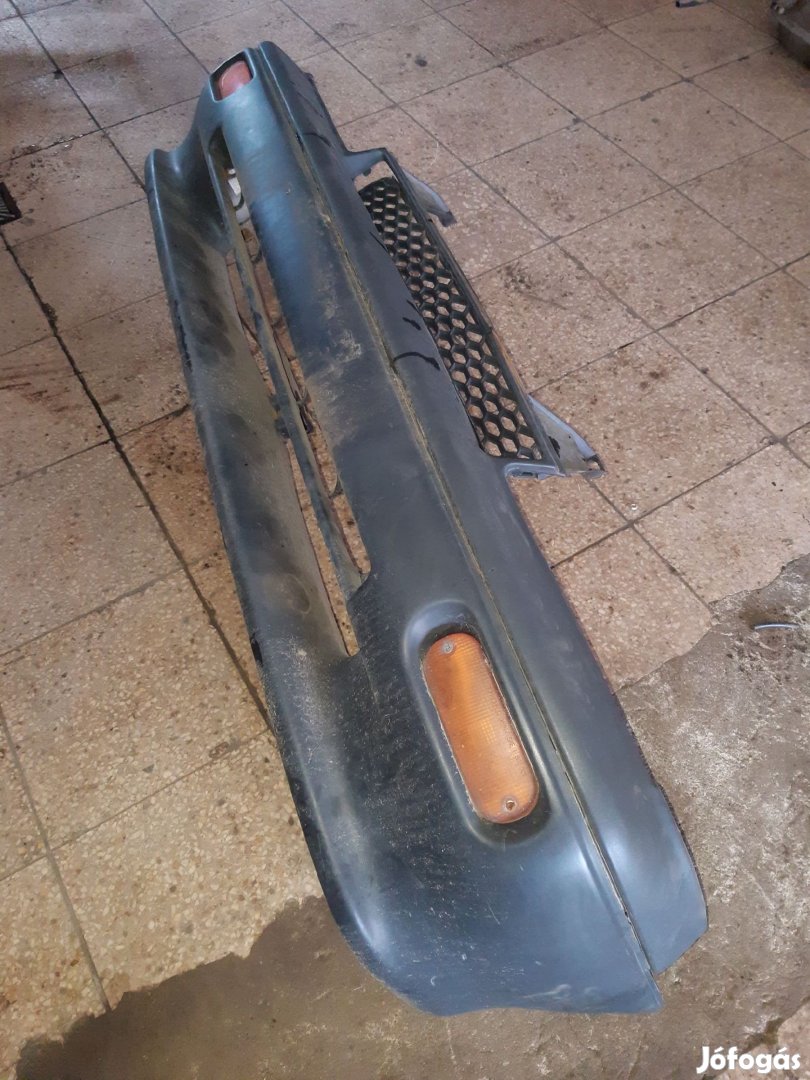 Suzuki Swift II 92-96 Első Lökhárító