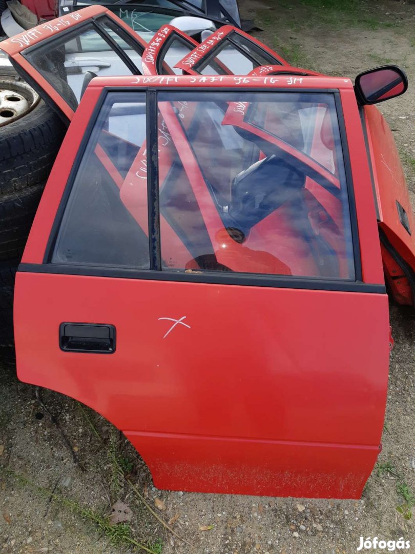 Suzuki Swift II 92-96 Jobb Hátsó Ajtó