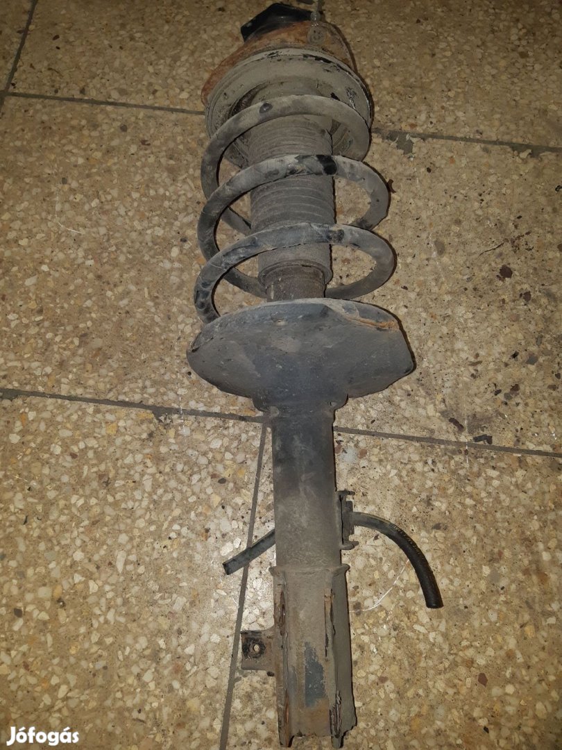 Suzuki Swift II 96-03 Jobb Első Lengéscsillapító Rugó