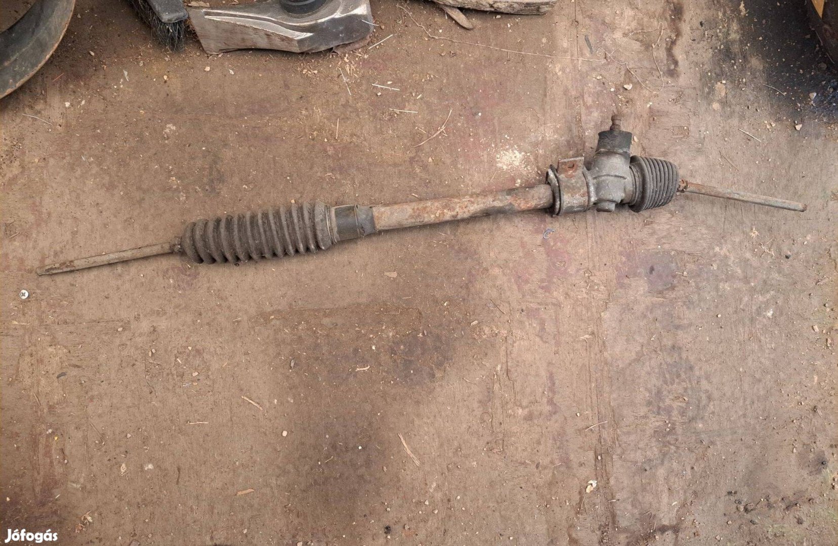 Suzuki Swift II kormánymű nem szervós